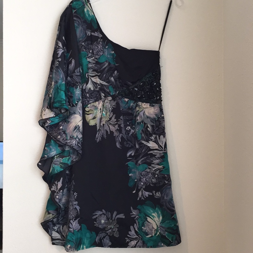 Love reign dress